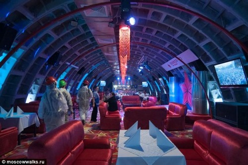 article-2251450-169838E5000005DC-339_634x421