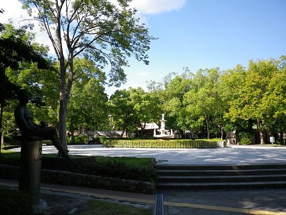 大倉山 広場