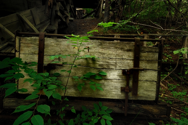 粘土の鉱山16