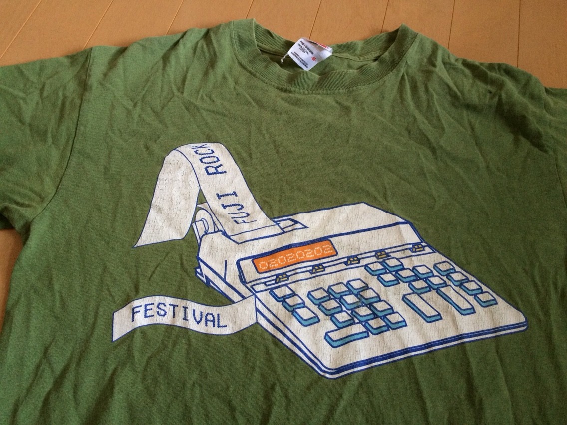 アーティストTシャツを泣きながら断捨離してたら貰い手が