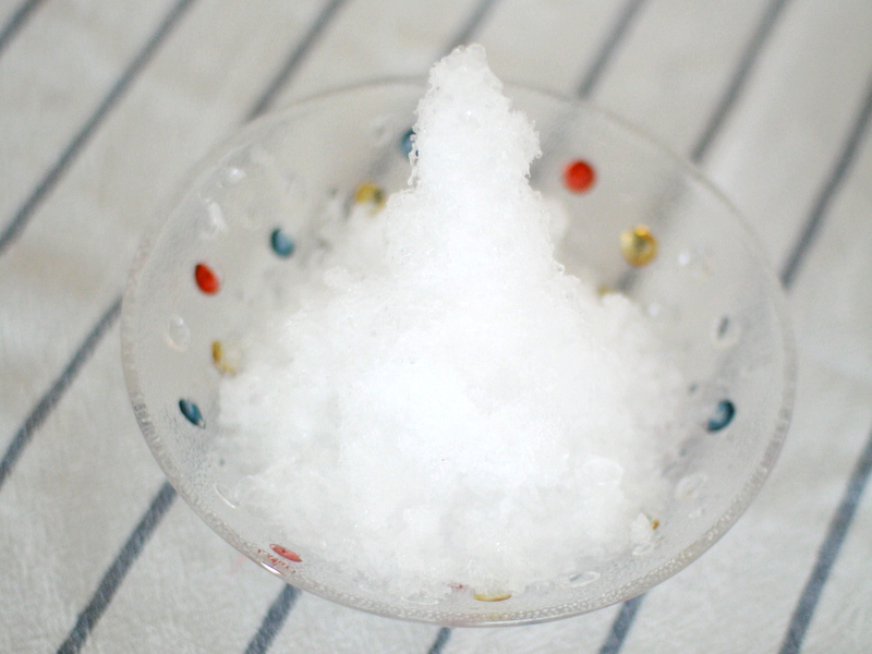 大人の氷かき器 こんもりかき氷