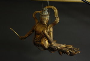 木彫飛天 二 : 骨董・古美術品オークション 古裂會 ＜今日の逸品＞