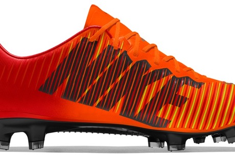 NIKEiD マーキュリアルのインサイドデザインがNIKEロゴに変更