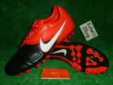 NIKE CTR360リブレットAG Photo1