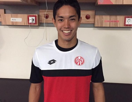 【美品】マインツ 武藤嘉紀 15-16 正規品 ユニフォーム 15/16 マインツ05 武藤 嘉紀 ユニフォーム ＜ OKAフットボール