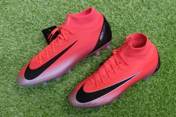 ナイキ CR7チャプター7 マーキュリアルスーパーフライ6プロAG-PRO 新色】CR7チャプター7 マーキュリアルスーパーフライ6エリートAG