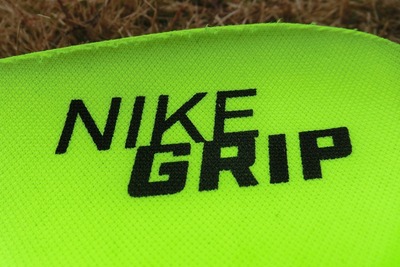 新品　ナイキ　ハイパーヴェノム　ナイキグリップ　インソール　レア NIKE ナイキ ハイパーヴェノム フィニッシュ HG-E(ブロンズ