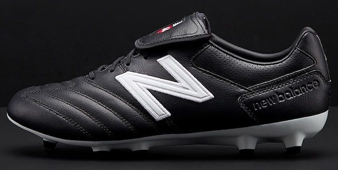 新型 ニューバランス 442 pro fg サッカースパイク 正式公開