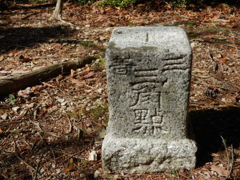 051