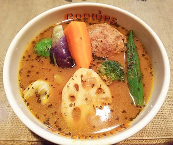 手ごねハンバーグ
