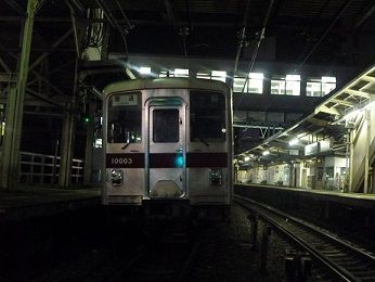 とまってる・・・