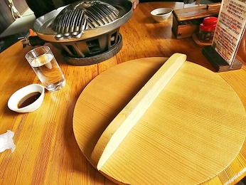じんぎすかん鍋にフタ?
