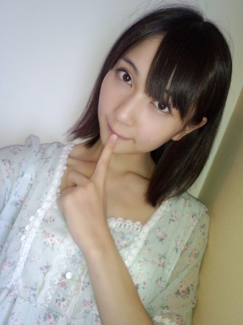 着衣時と裸が並べられた画像2.5脱がせ目Tube8動画>1本 YouTube動画>1本 ->画像>4102枚 
