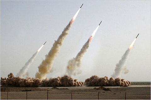 080715ledemissiles1-thumb