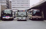 西日本JRバスは、一番左