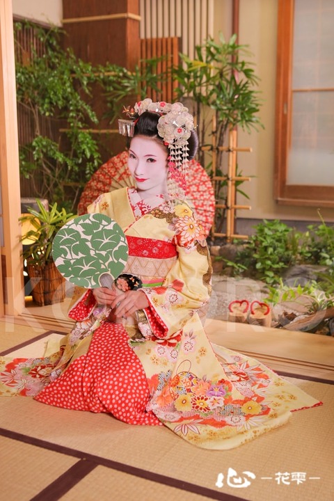 京都 本格舞妓体験 心-花雫-祇園店