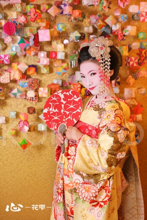 京都 本格舞妓体験 心-花雫-祇園店
