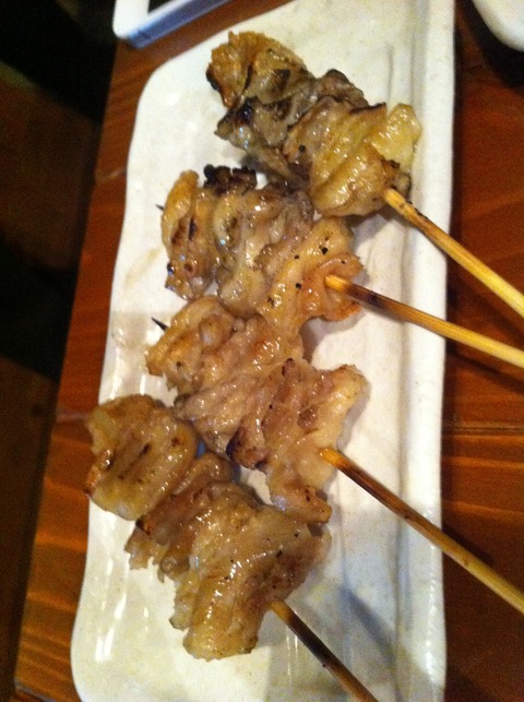 焼き鳥 皮。