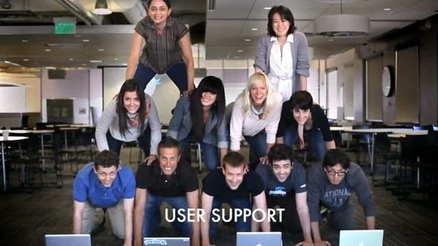ツイッター求人ビデオ USER SUPPORT Meet the Class of Twitter HQ 8