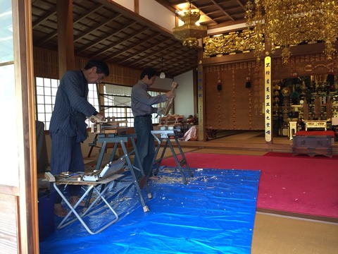 江南藤まつり円空仏彫り実演