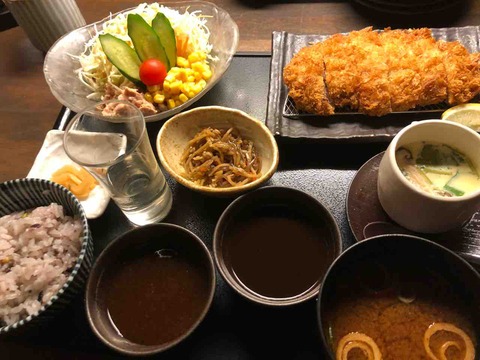 『居食座空 遊冶郎』柔らかとんかつ御膳