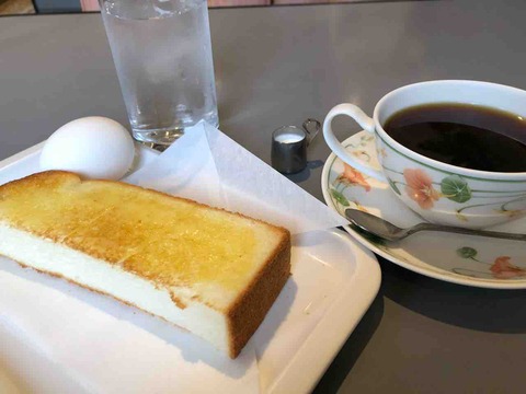 『COFFEE クウェッション』モーニング