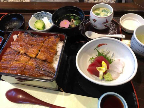『尾関屋』うな重定食