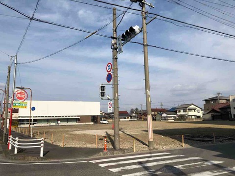 『バロー』跡形が更地に