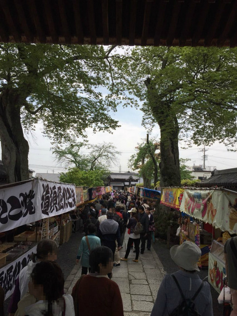 江南藤まつり門前の屋台