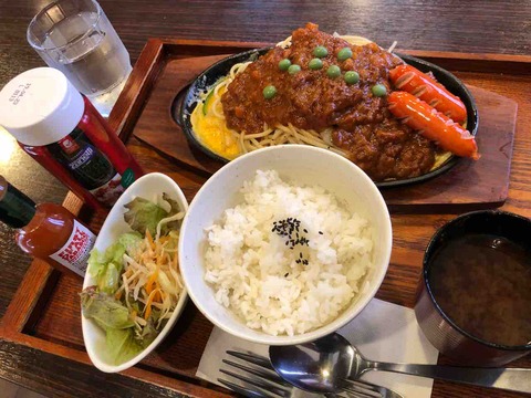 「紋土珈琲 五明店」鉄板スパゲッティ・ミートスパとランチセット