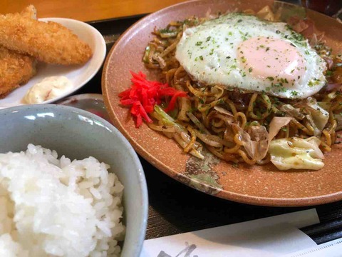 焼きそば家『こう』Aランチ