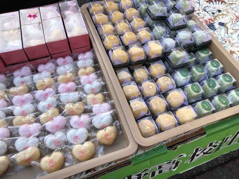 『藤の市』古知野高校のブース