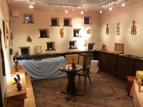 『木工 中村幸人 ―木の調べ展ー』