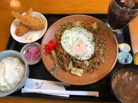 焼きそば家『こう』Aランチ