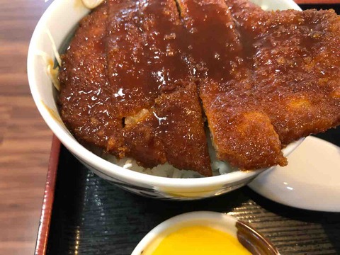 しな㐂(しな喜)日替わりランチ味噌カツ丼