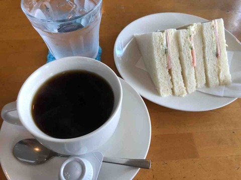 『ビッケ』飲み物・日替わりサンドイッチ