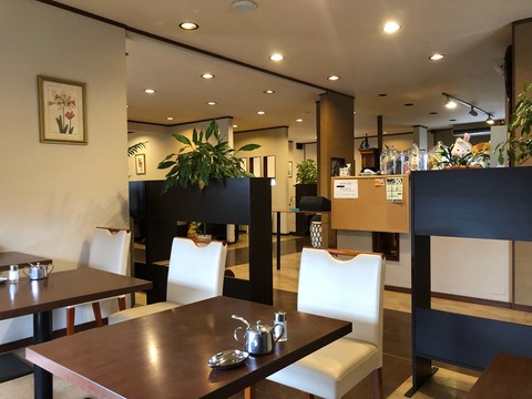 『ダイニングカフェ オーレ(Dining Café ORÉ)』店内