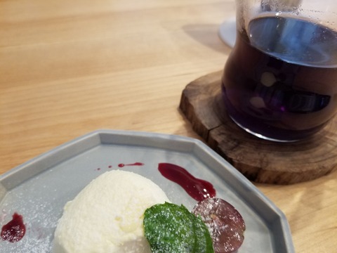 「メディカフェ ワークショップ」デザートとドリンク
