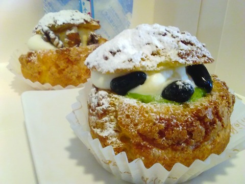 ガレ・ドゥ・ワタナベ店長おススメシュークリーム