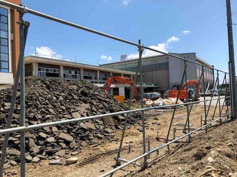 江南市民体育会館旧建物解体工事