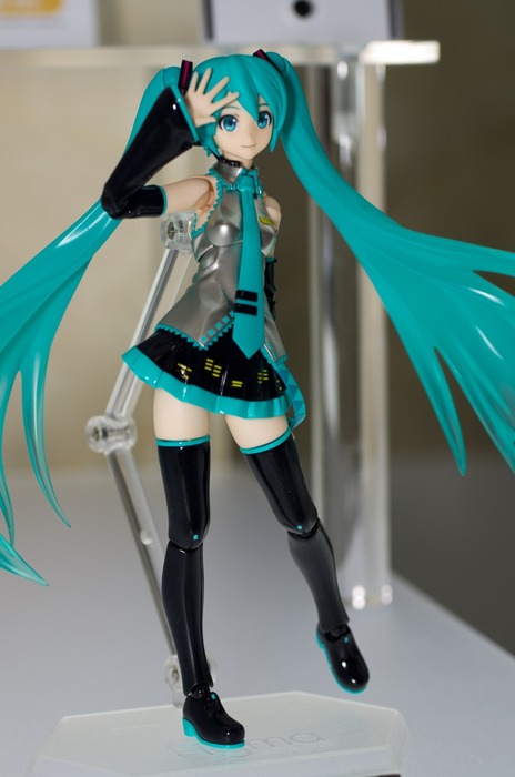 WF2003W_GS-146_R