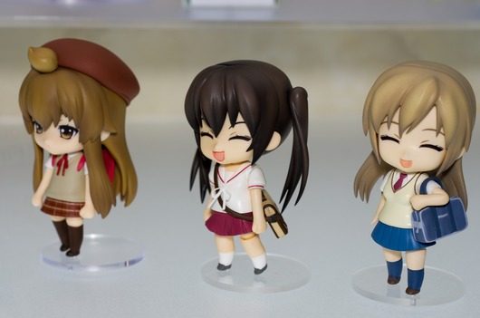 WF2003W_GS-190_R