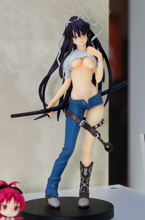WF2003W_GS-70_R