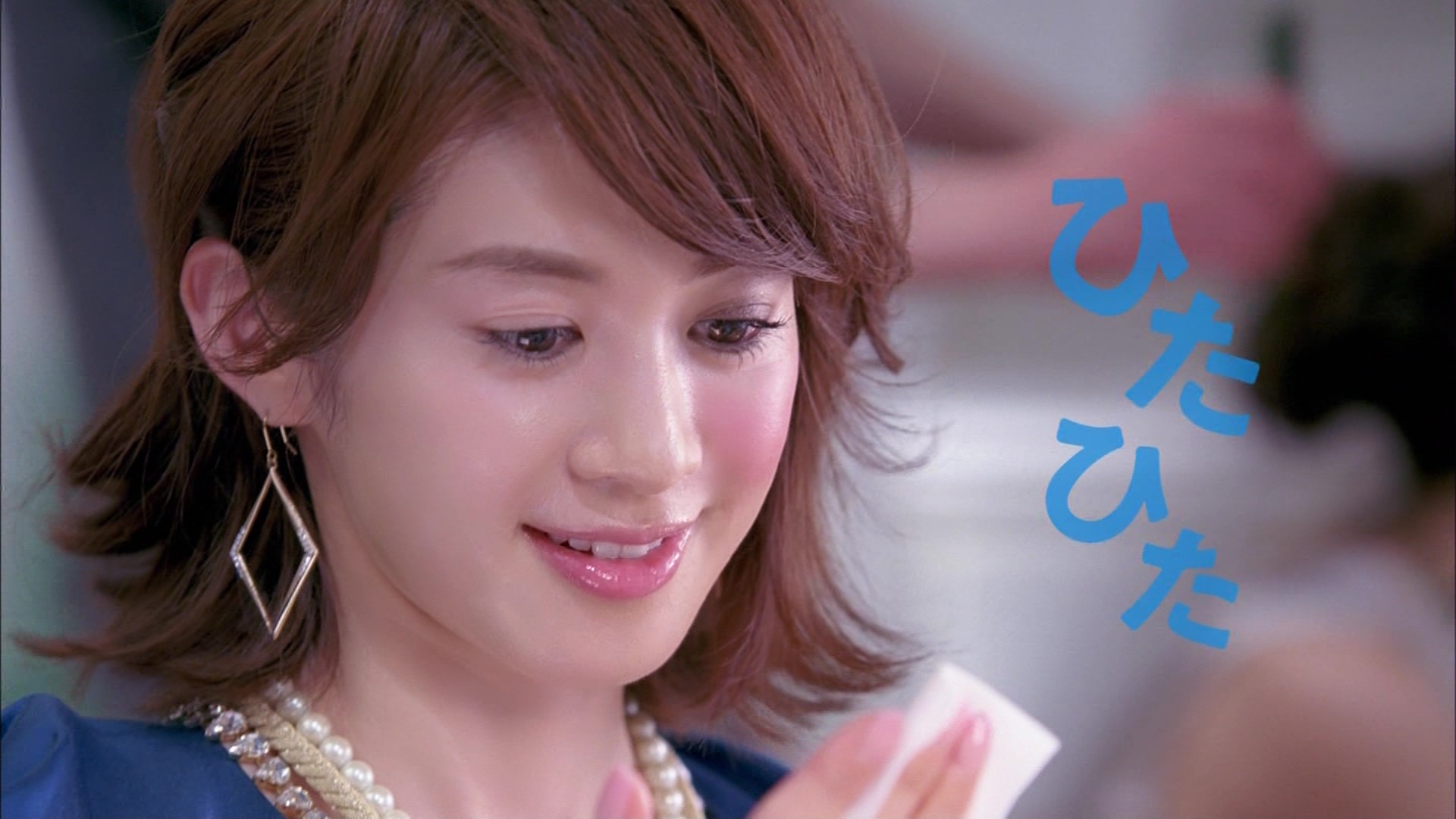 花王 ビオレメイク落としコットン CM こんなテレビを見た。