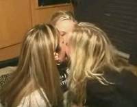 KissKissKiss