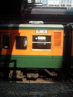 F1000686