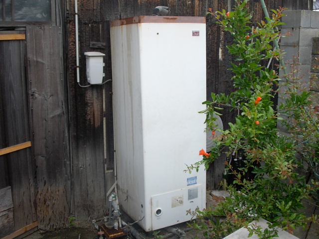 岡山市古都地区で Chuki電気温水器 取付 : エコキュート 岡山 