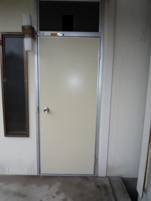 P1000662LLL