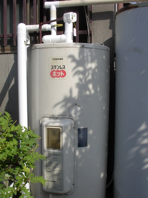 岡山市古都地区にてUSED電気温水器取付 : エコキュート 岡山