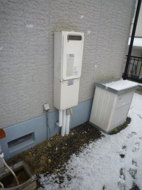 r3